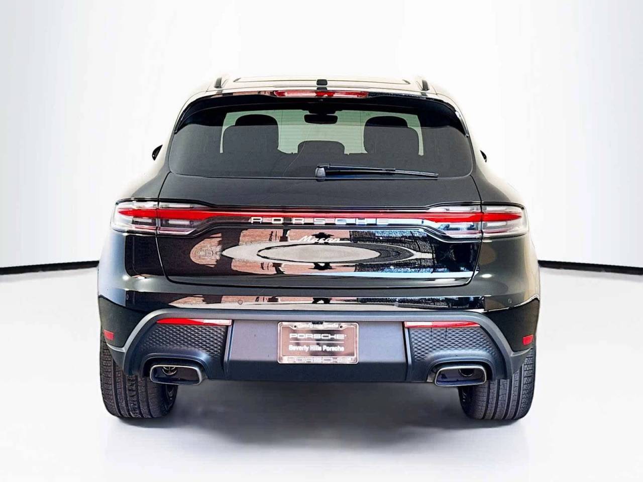 2026 Porsche Macan AWD