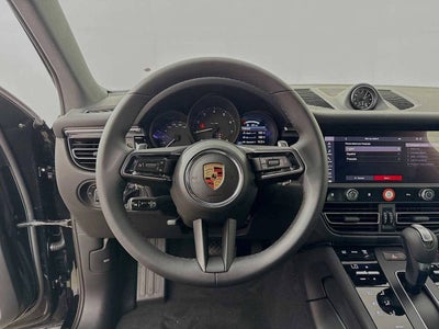 2026 Porsche Macan AWD
