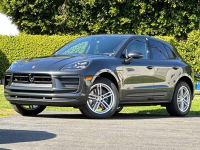 2026 Porsche Macan AWD
