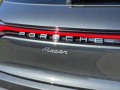 2026 Porsche Macan AWD