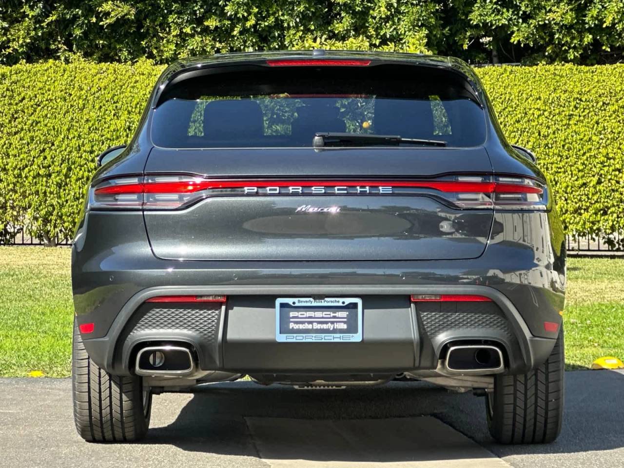 2026 Porsche Macan AWD