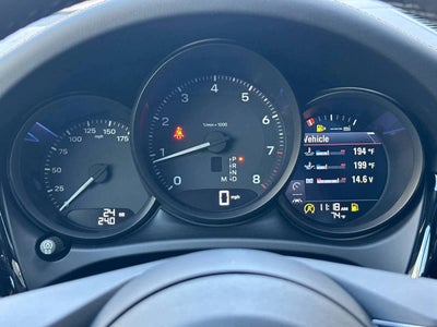 2026 Porsche Macan AWD