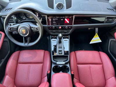 2026 Porsche Macan AWD