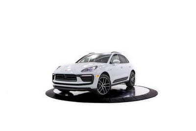 2026 Porsche Macan AWD