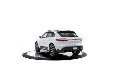2026 Porsche Macan Macan