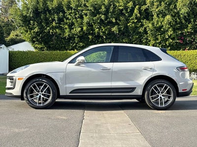 2026 Porsche Macan AWD
