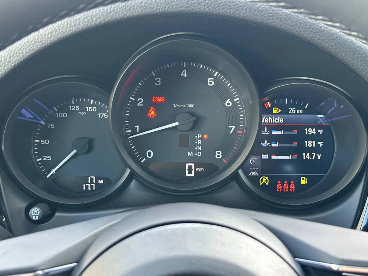 2026 Porsche Macan AWD