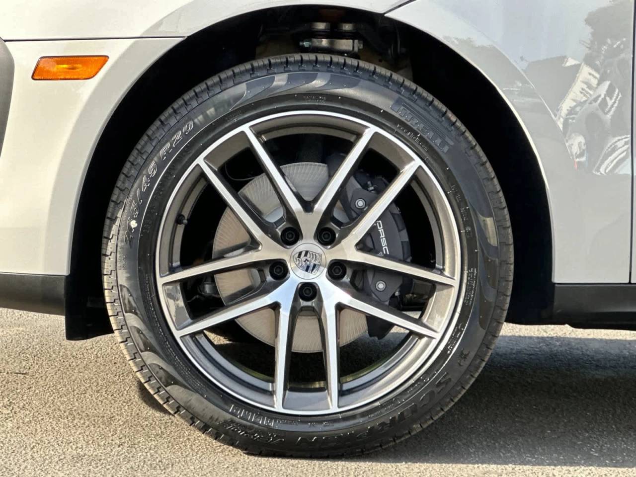 2026 Porsche Macan AWD