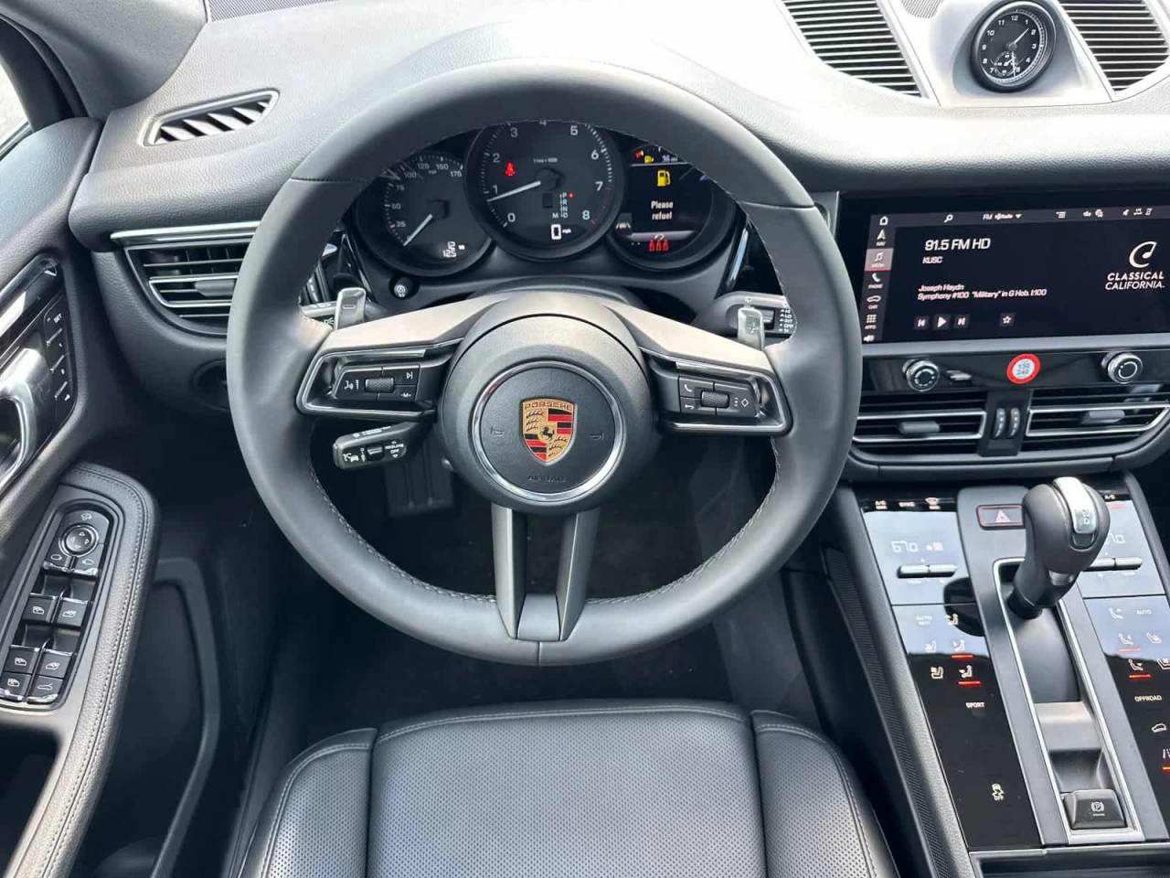 2026 Porsche Macan Base