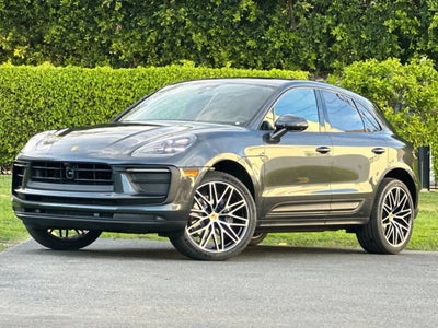 2026 Porsche Macan Base