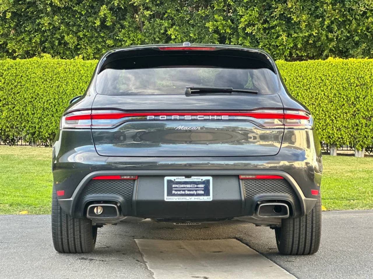 2026 Porsche Macan Base