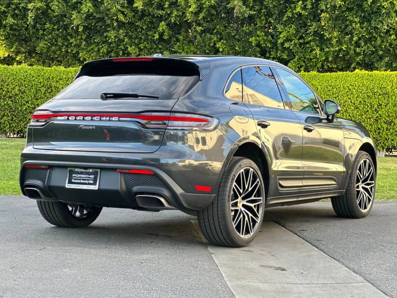 2026 Porsche Macan Base