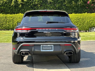 2026 Porsche Macan Base