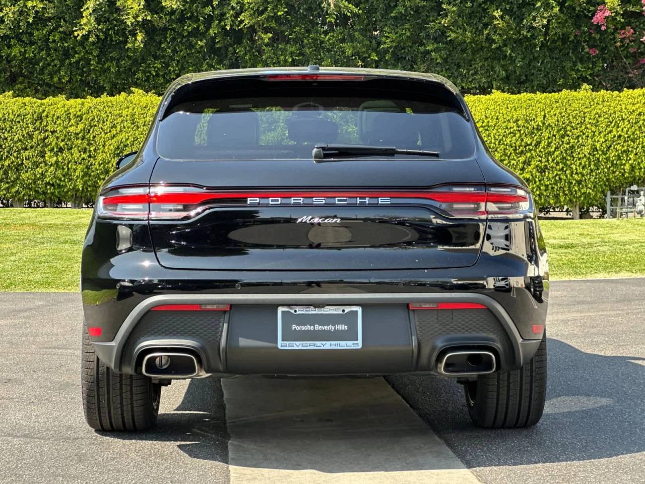 2026 Porsche Macan Base