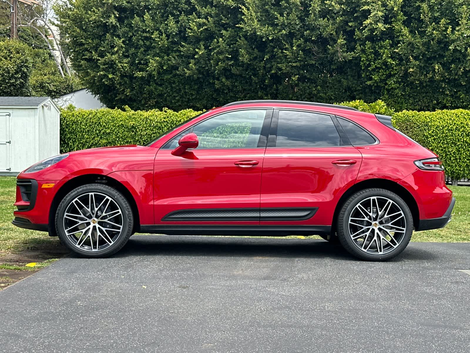 2026 Porsche Macan Base