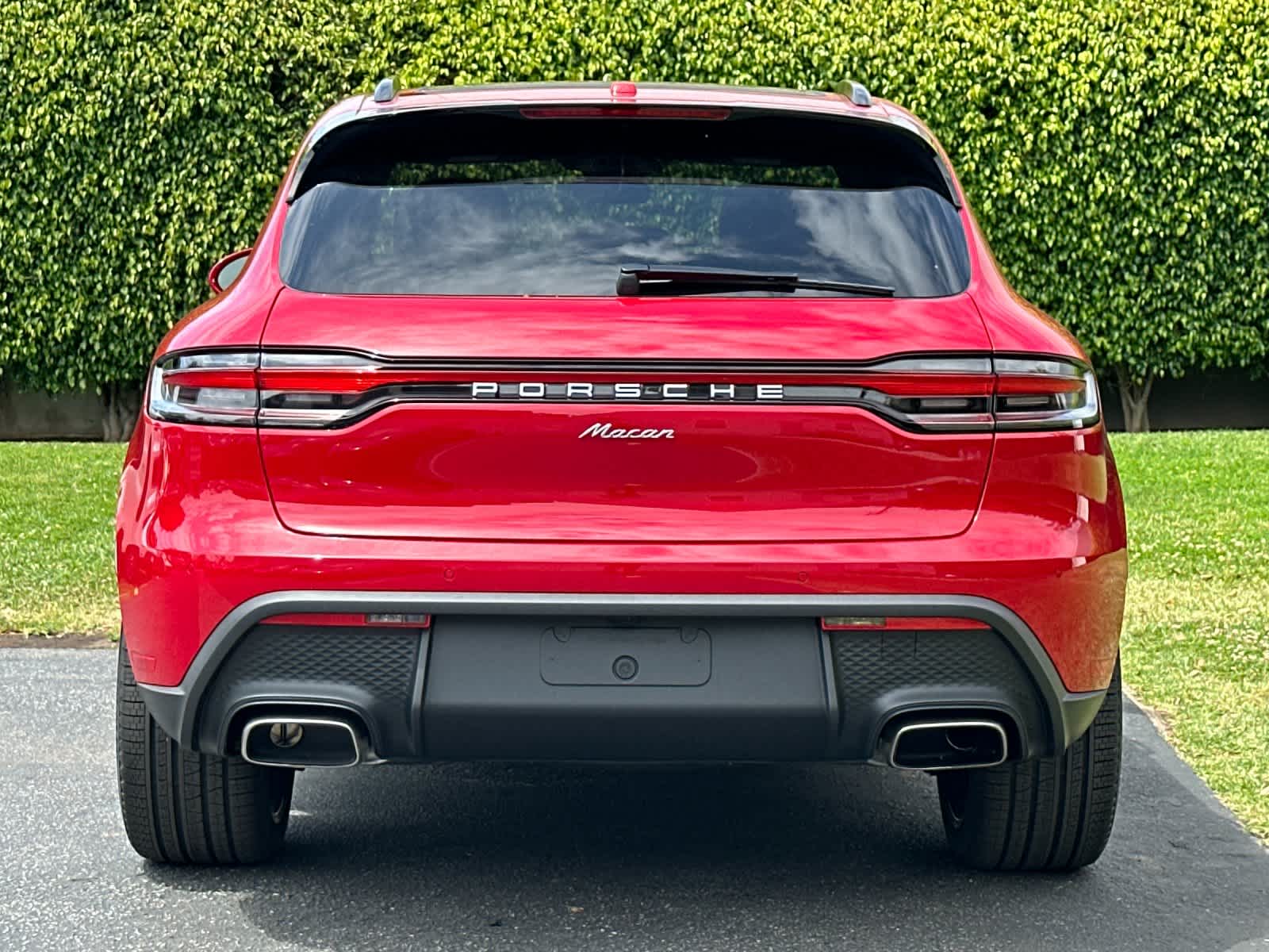 2026 Porsche Macan Base