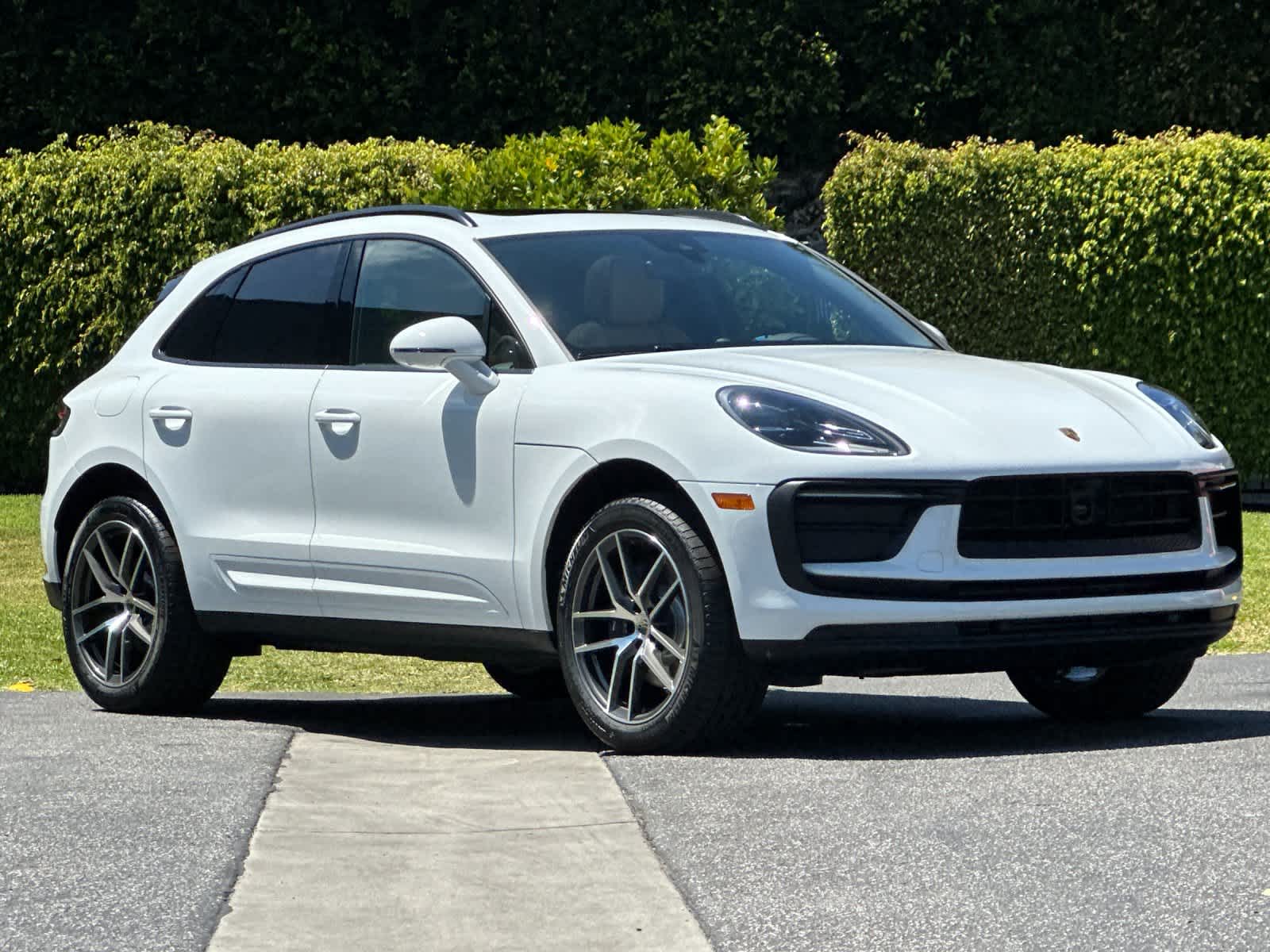 2026 Porsche Macan Macan