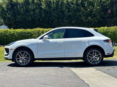 2026 Porsche Macan Macan