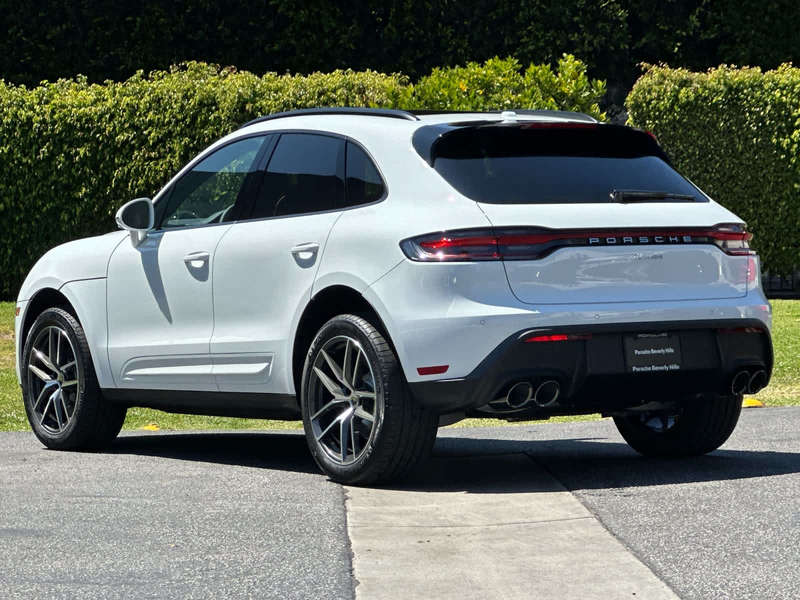 2026 Porsche Macan Macan