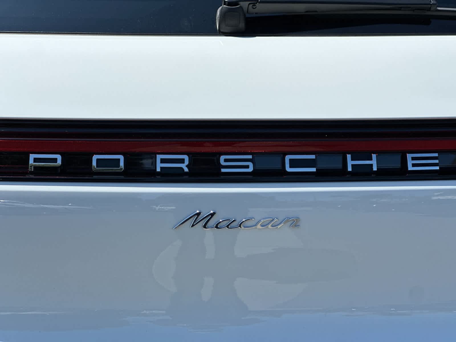 2026 Porsche Macan Macan