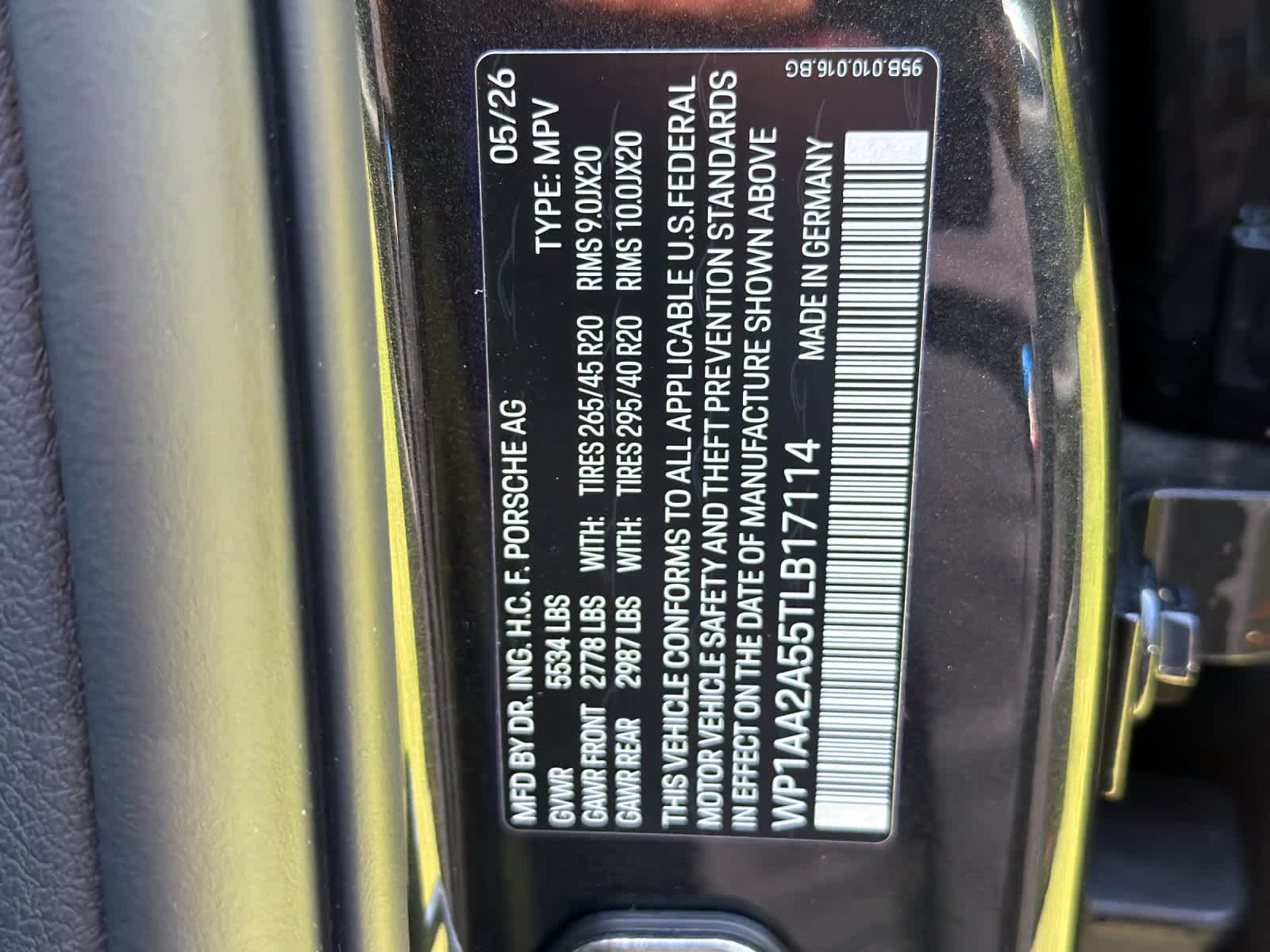 2026 Porsche Macan Macan