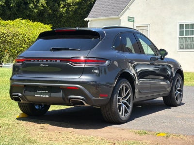 2026 Porsche Macan Macan