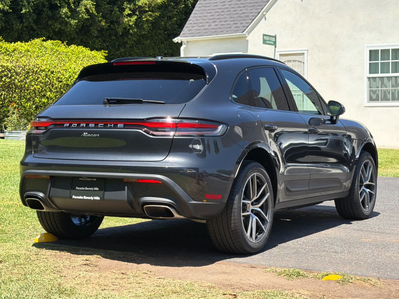 2026 Porsche Macan Macan