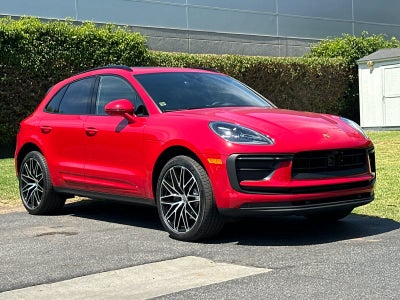 2026 Porsche Macan Macan