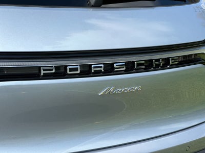 2026 Porsche Macan Macan