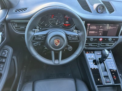 2026 Porsche Macan Macan
