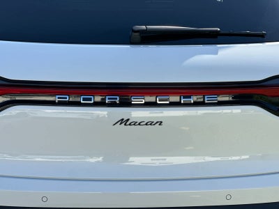 2026 Porsche Macan Macan