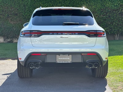 2026 Porsche Macan Macan