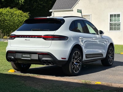 2026 Porsche Macan Macan