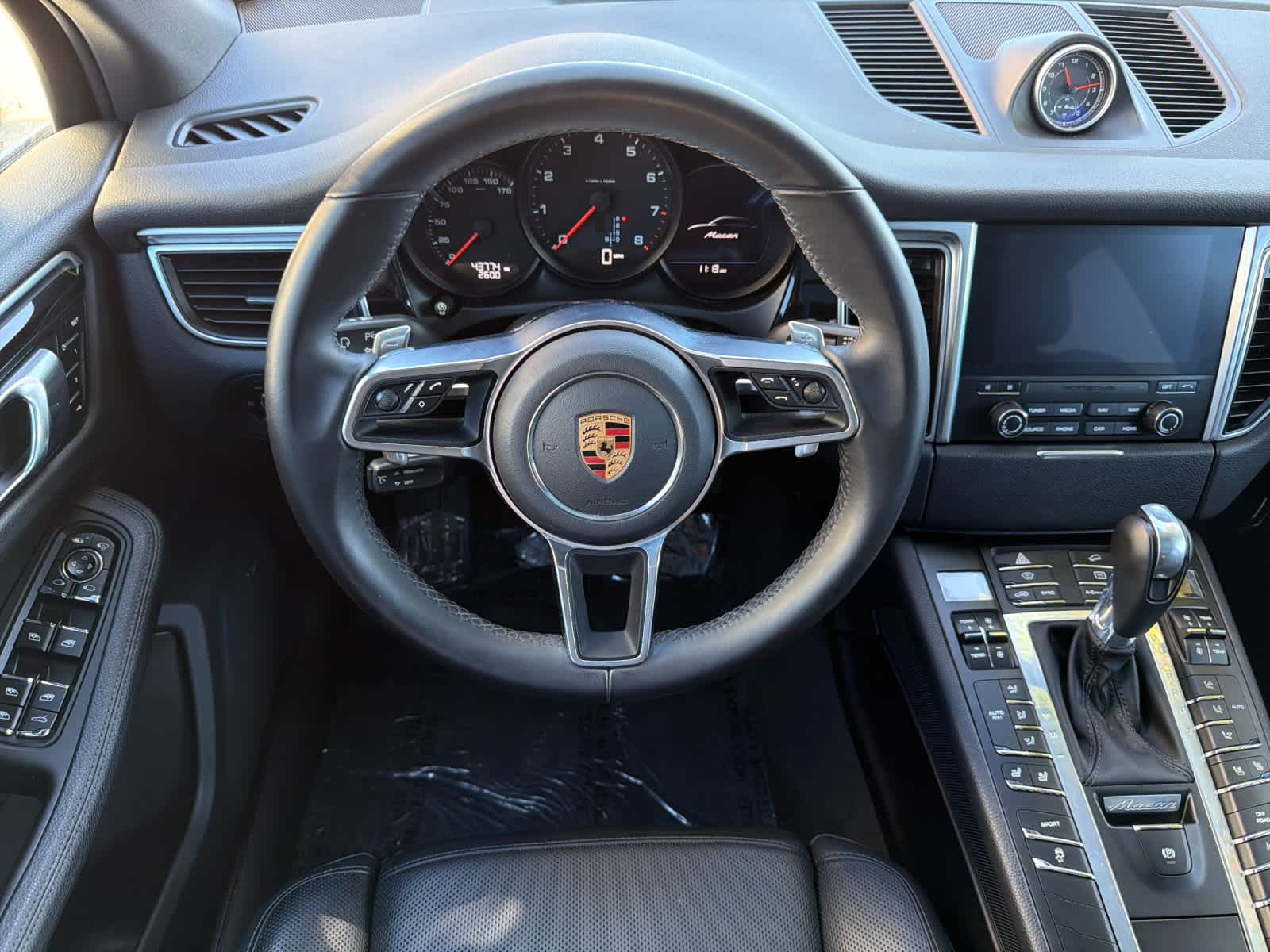 2018 Porsche Macan Macan