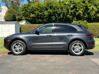 2018 Porsche Macan Macan