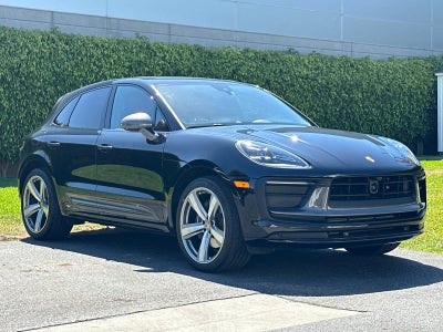 2023 Porsche Macan T