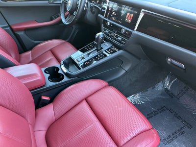 2023 Porsche Macan T