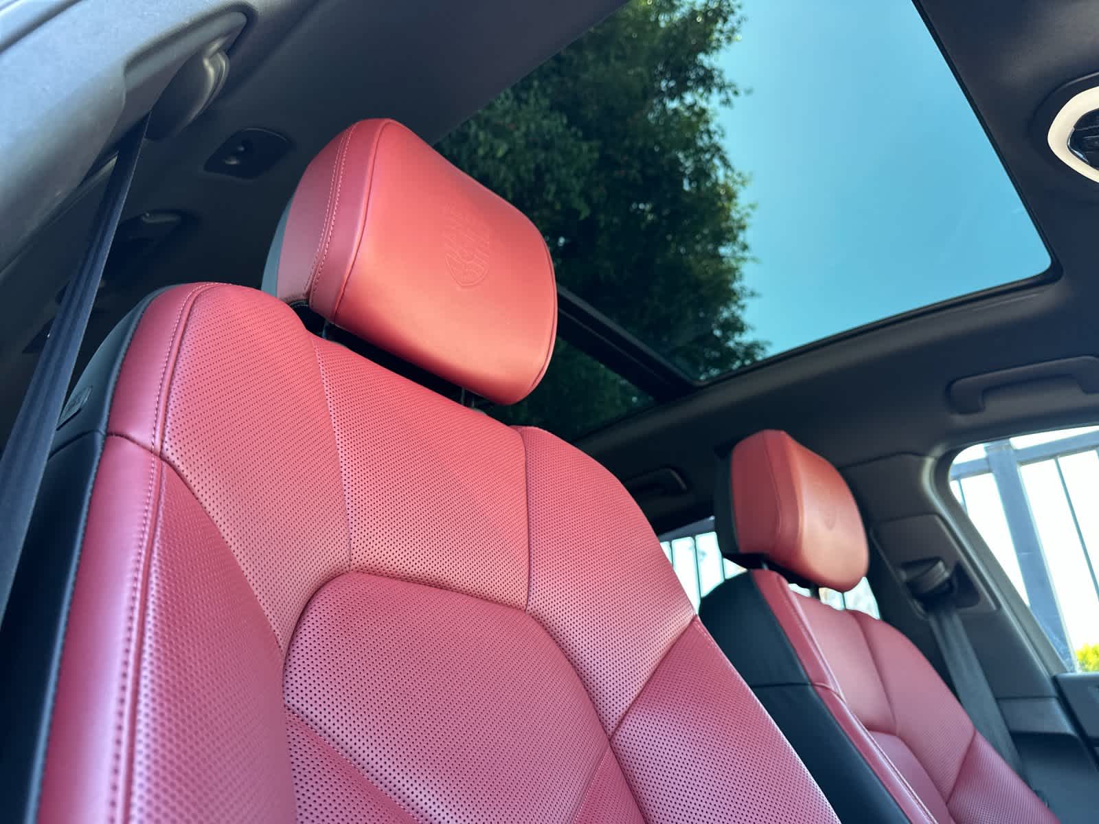 2023 Porsche Macan T