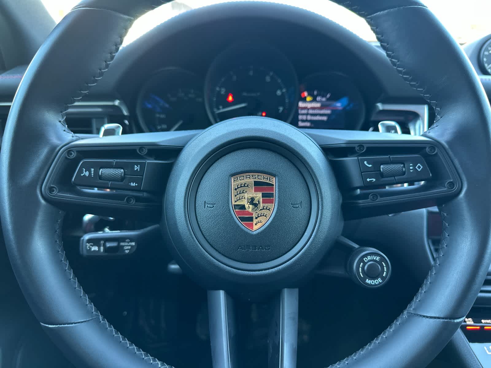 2023 Porsche Macan T