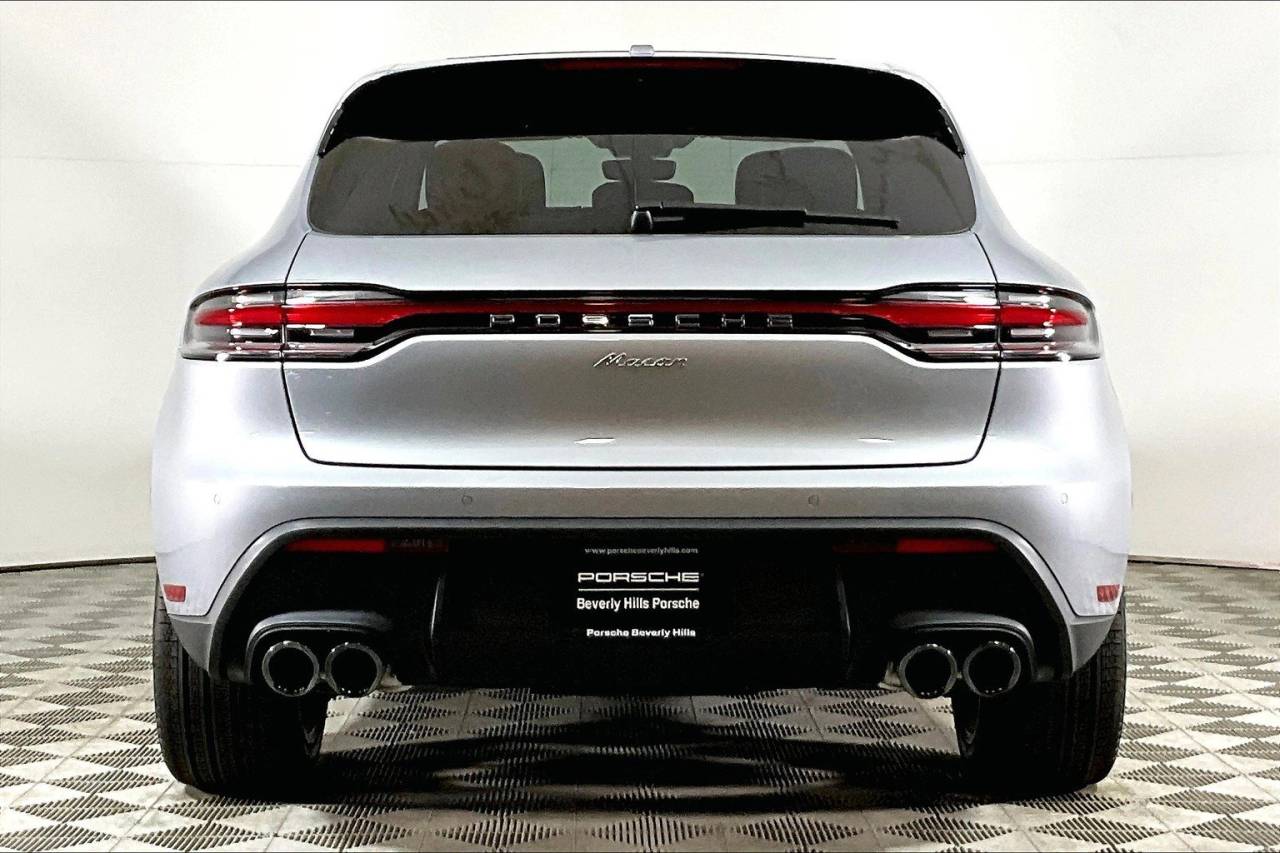 2025 Porsche Macan AWD