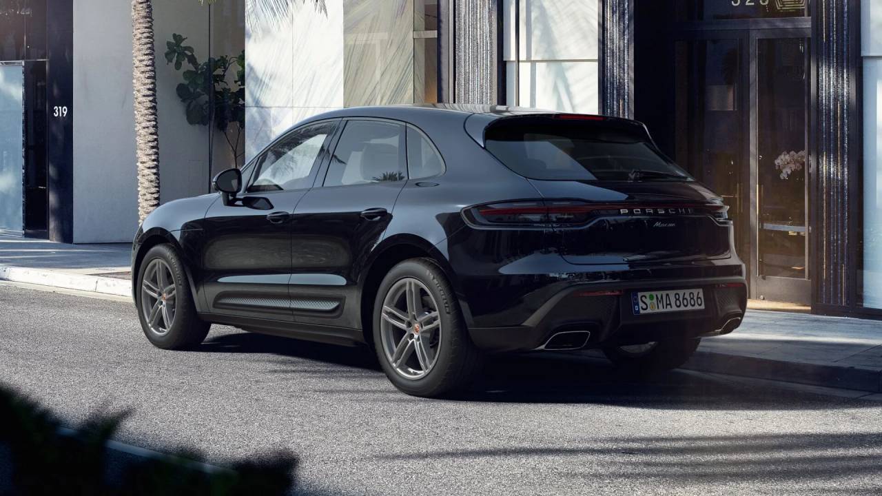 2025 Porsche Macan AWD