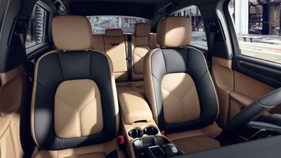 2025 Porsche Macan AWD