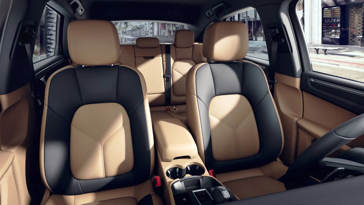 2025 Porsche Macan AWD