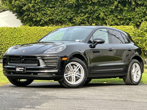 2025 Porsche Macan AWD