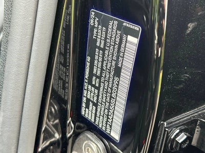 2025 Porsche Macan AWD