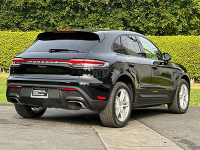 2025 Porsche Macan AWD