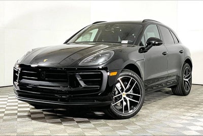 2025 Porsche Macan AWD