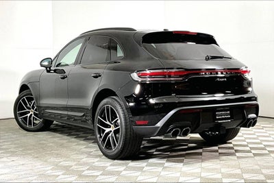 2025 Porsche Macan AWD