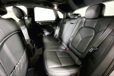 2025 Porsche Macan AWD