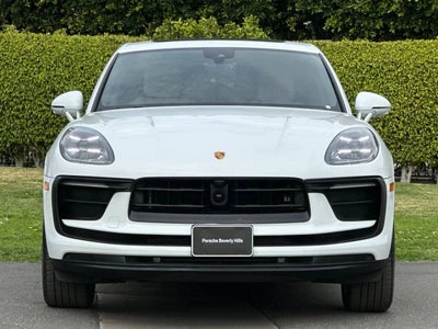 2025 Porsche Macan AWD